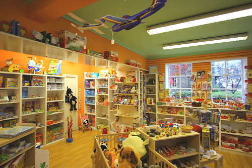 Toys / Games Shops